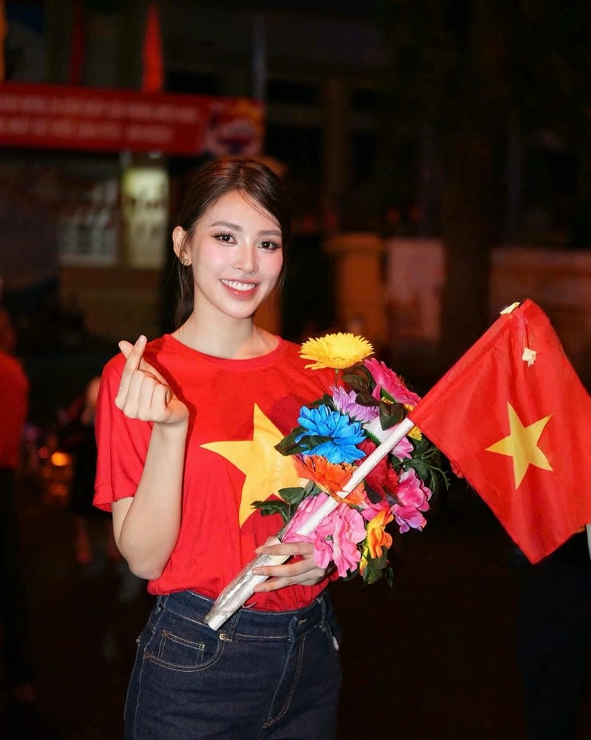 Trần Tiểu Vy cao bao nhiêu 1m75