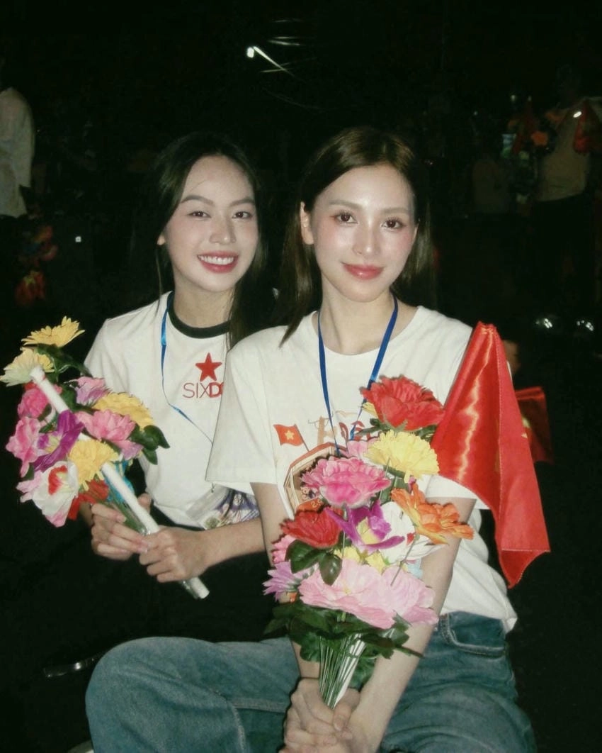 Hoa hậu Việt Nam Trần Tiểu Vy thanh lịch