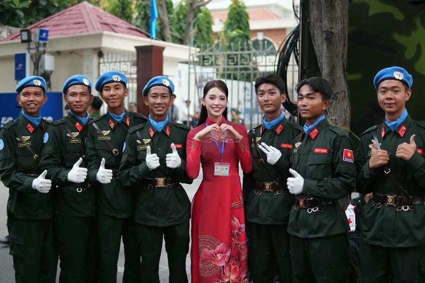 Trần Tiểu Vy hẹn hò hay chưa, cô nàng vẫn kín tiếng