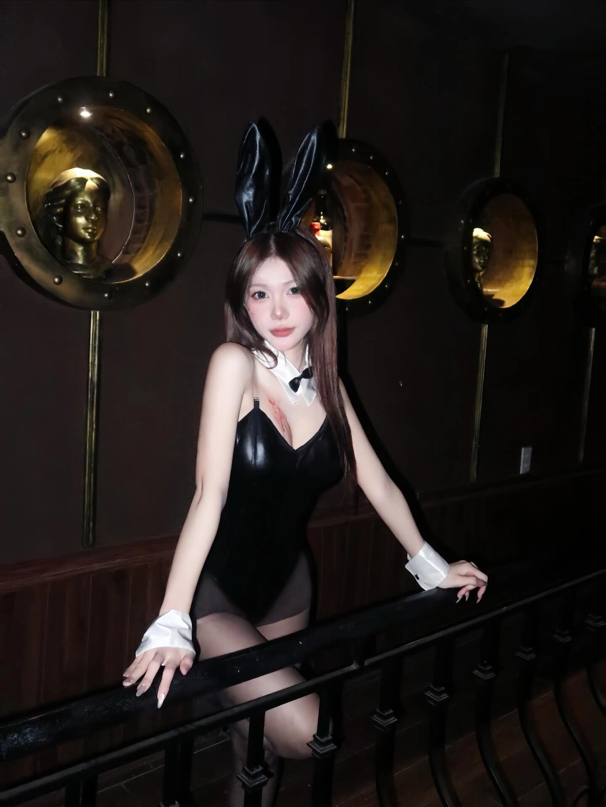 Nền gái xinh bikini sexy nóng bỏng cuốn hút desktop quyến rũ