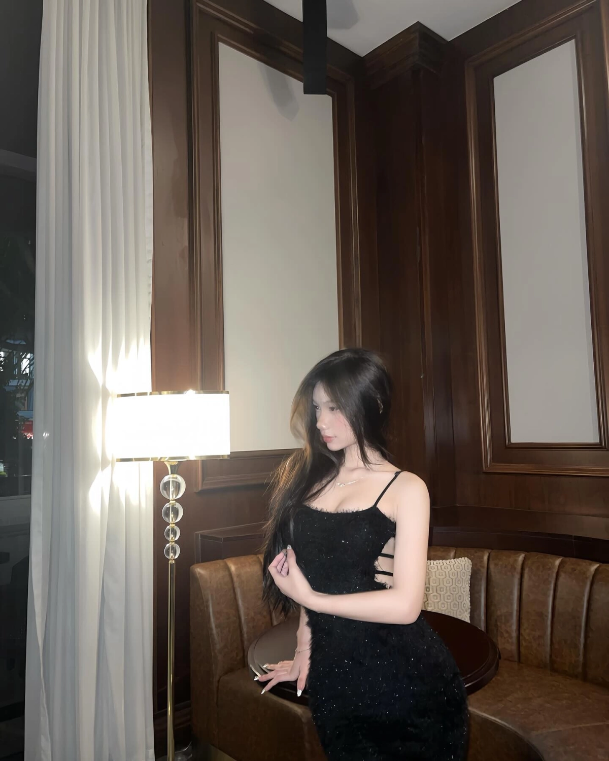 Gái xinh khiêu dâm sexy nóng bỏng cuốn hút dục vọng mê hoặc cực mạnh