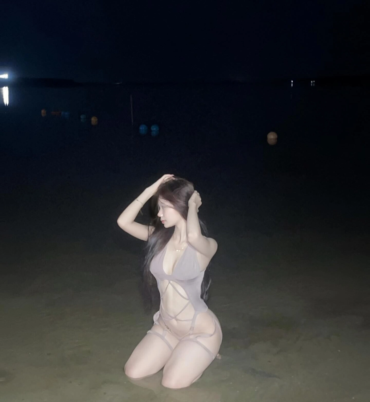 Gái xinh 2k12 sexy nóng bỏng cuốn hút vẻ trẻ trung gợi cảm mê ly