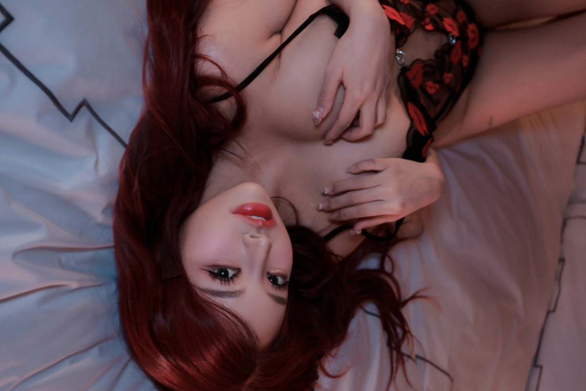 Gái xinh vú to đít bự sexy nóng bỏng cuốn hút thân hình bốc lửa