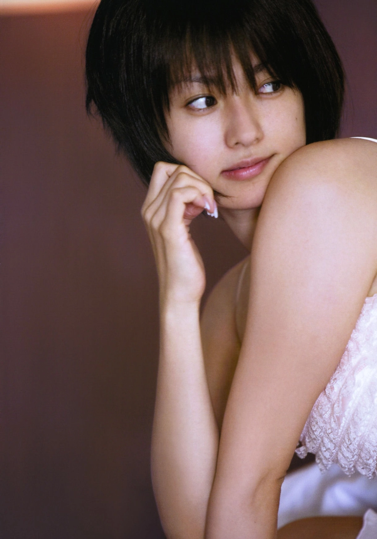 Vẻ đẹp Fukada Kyoko mang sức hút riêng