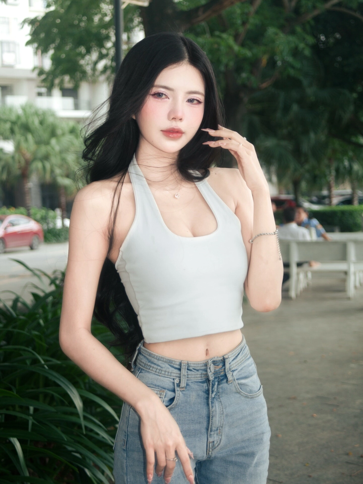 Lam only khoe hàng nóng bỏng sexy cuốn hút thân hình gợi dục mê ly
