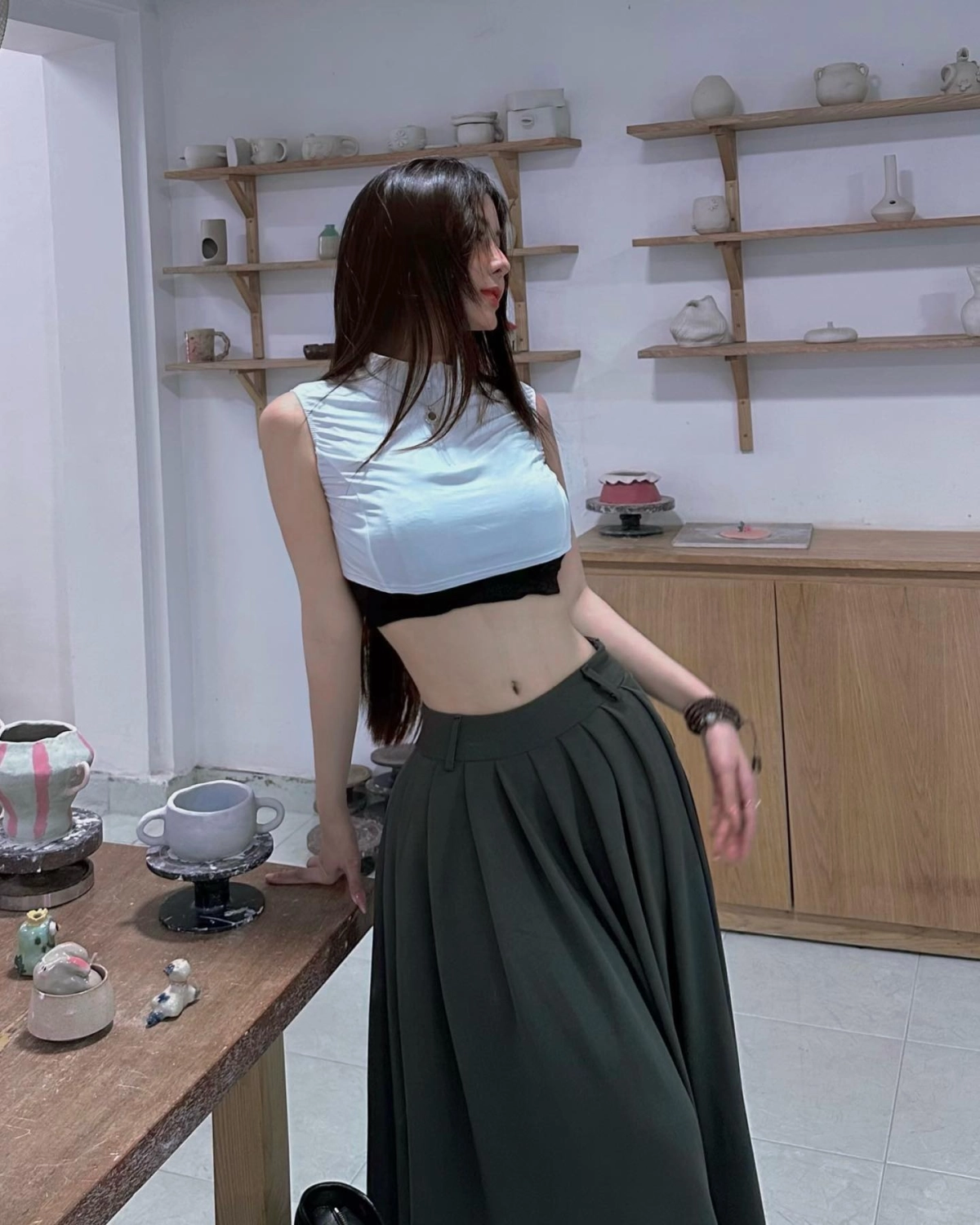 Gái xinh khoe tự sướng sexy nóng bỏng cuốn hút thủ dâm quyến rũ