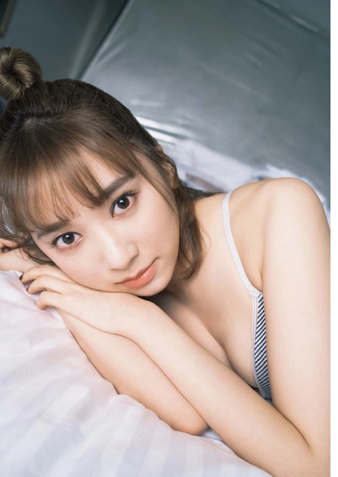 Shiori Sato rạng rỡ và cuốn hút tự nhiên