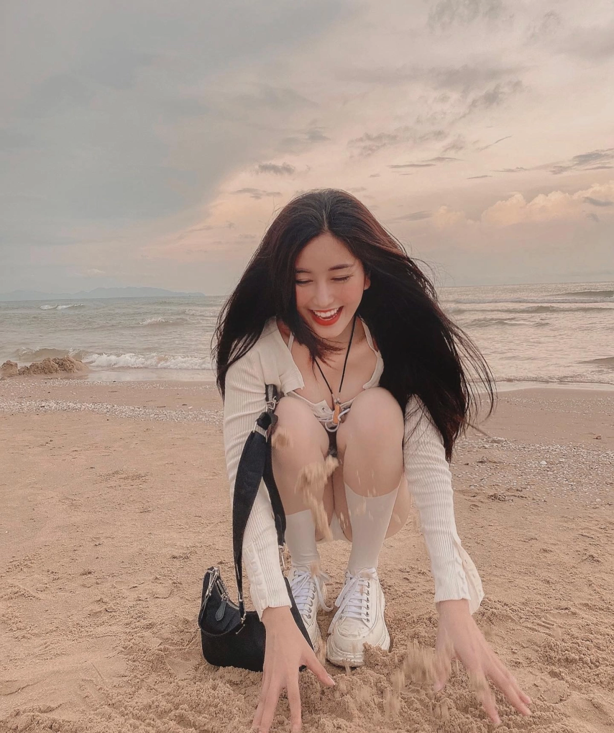 Gái khoe hàng mmlive nóng bỏng sexy cuốn hút livestream quyến rũ mê ly