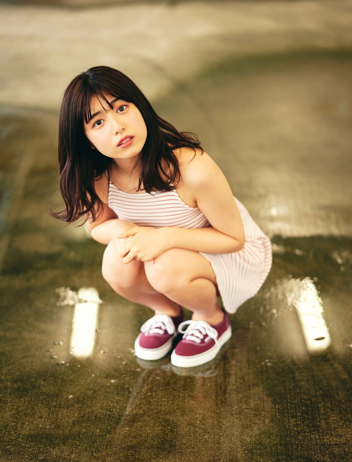 Yoshida Risakura mang nét đẹp thuần khiết