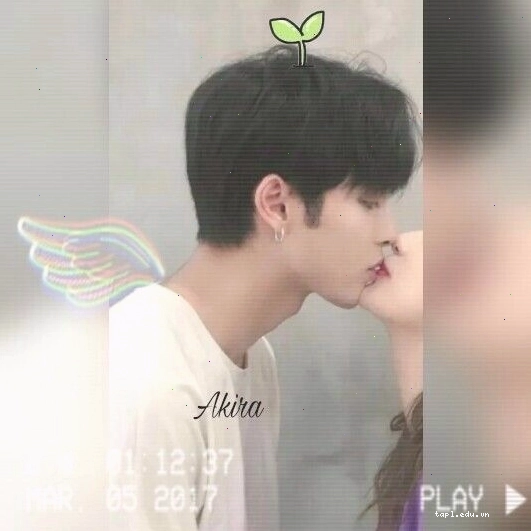 Avatar đôi tình nhân anime với nụ cười rạng rỡ