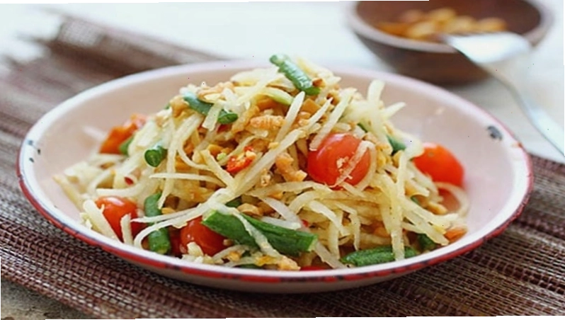 Gỏi đu đủ chua ngọt