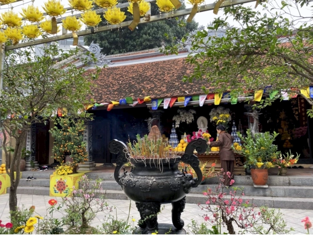 Một ngôi chùa cổ 1000 năm tuổi