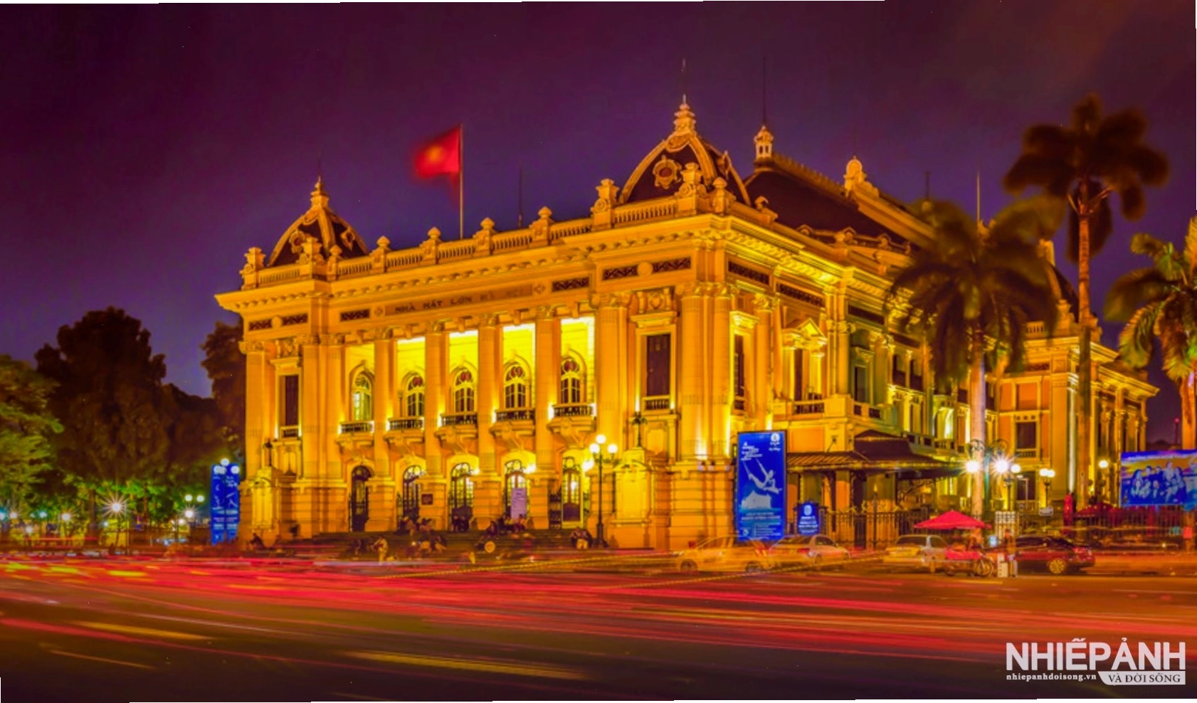 Nhà hát lớn Hà Nội với kiến trúc cổ điển ấn tượng