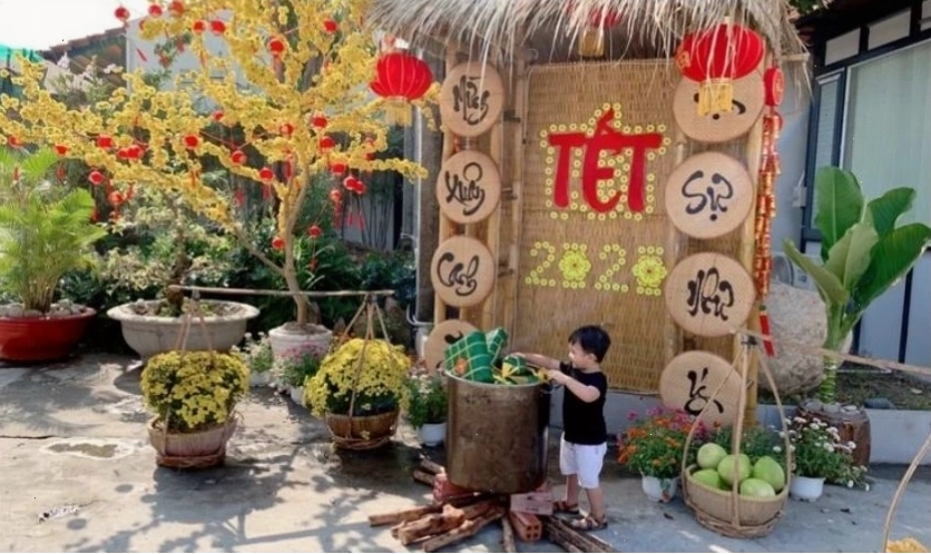Nồi bánh chưng giúp trang trí và gợi lên không khí Tết
