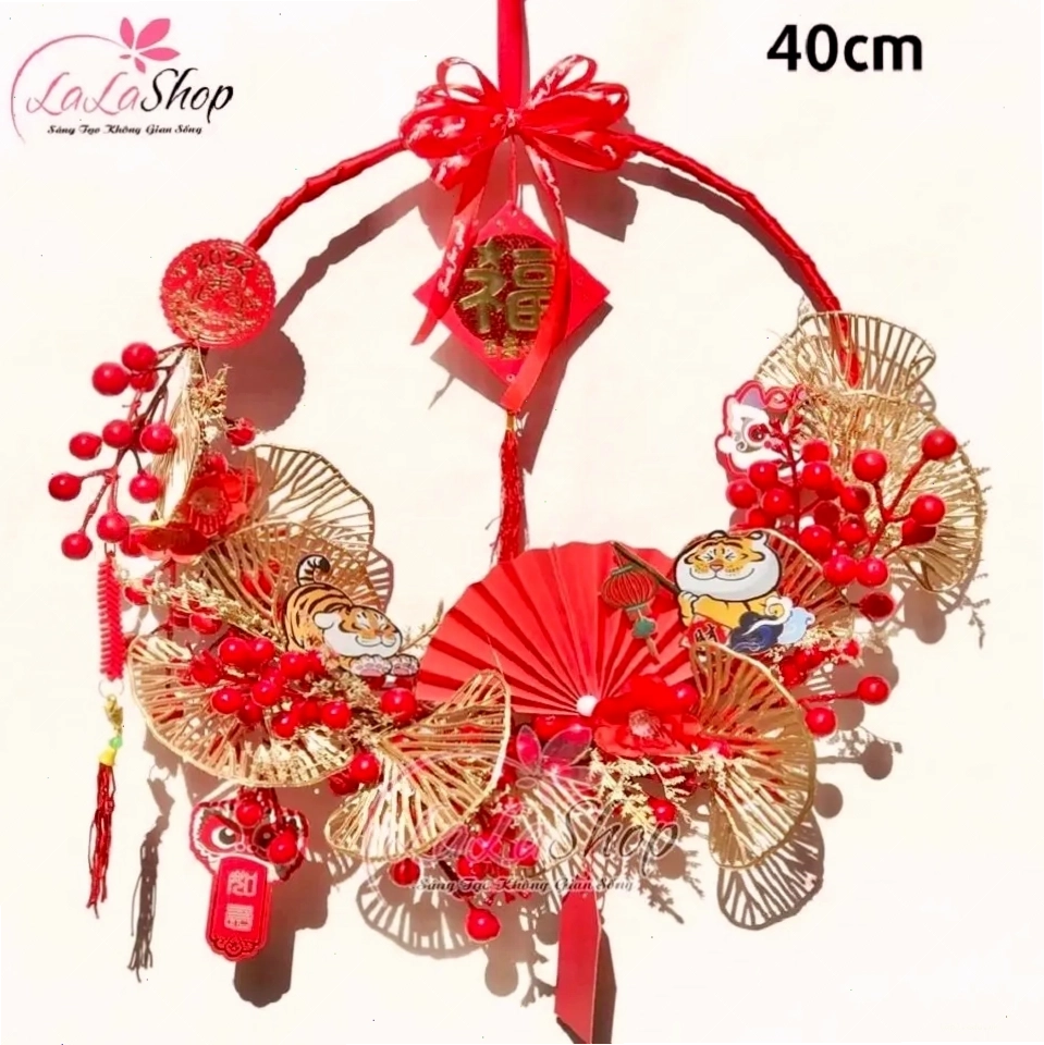 Set quạt giấy đỏ trang trí Tết 2026 treo tường
