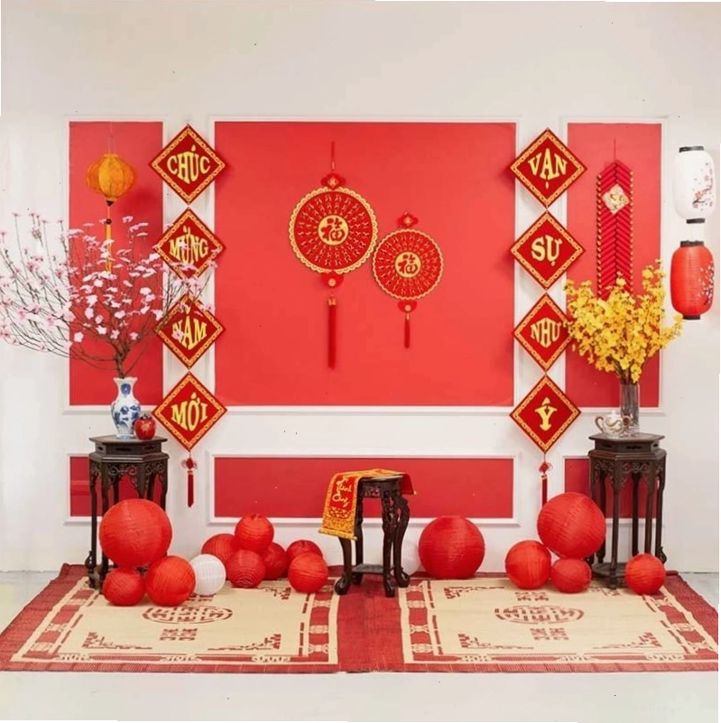 Tiểu cảnh tết nguyên đán đơn giản với sắc đỏ chủ đạo