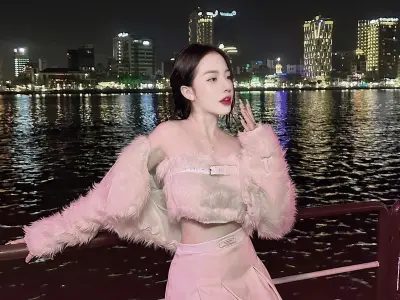 Tuyển tập ảnh gái xinh 2025 đẹp rạng rỡ với vẻ cuốn hút tự nhiên