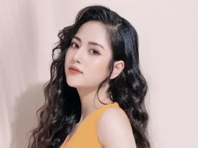 Bộ sưu tập ảnh diễn viên Việt Hoa tỏa sáng trên màn ảnh