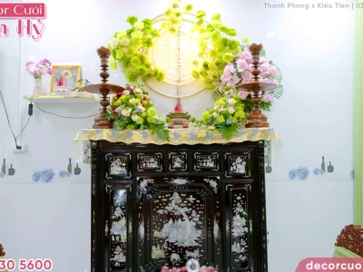 Trang trí bàn gia tiên 2026: Bí quyết tạo không gian cưới trọn vẹn